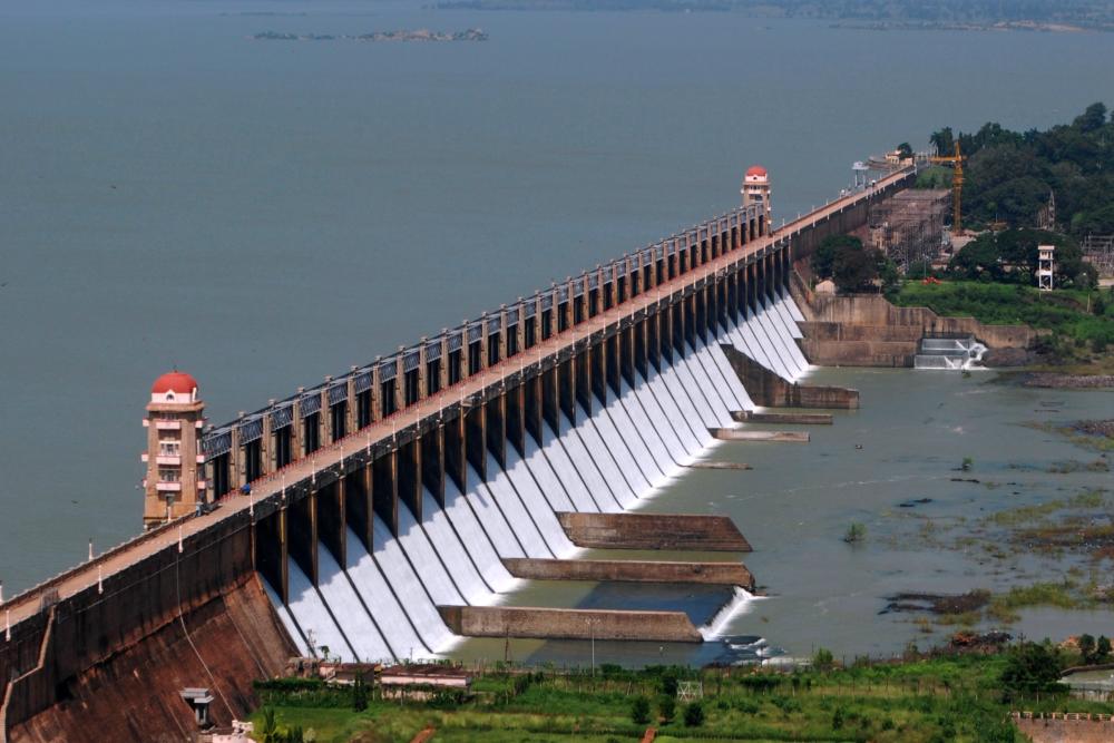 Tungbhadra Dam And Garden